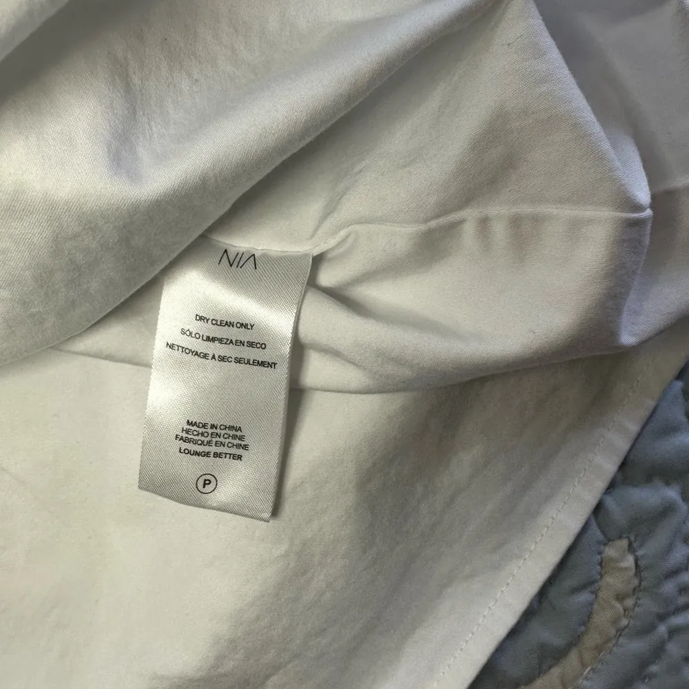 Elegant White Spaghetti Strap Dress size Medium - Image 5