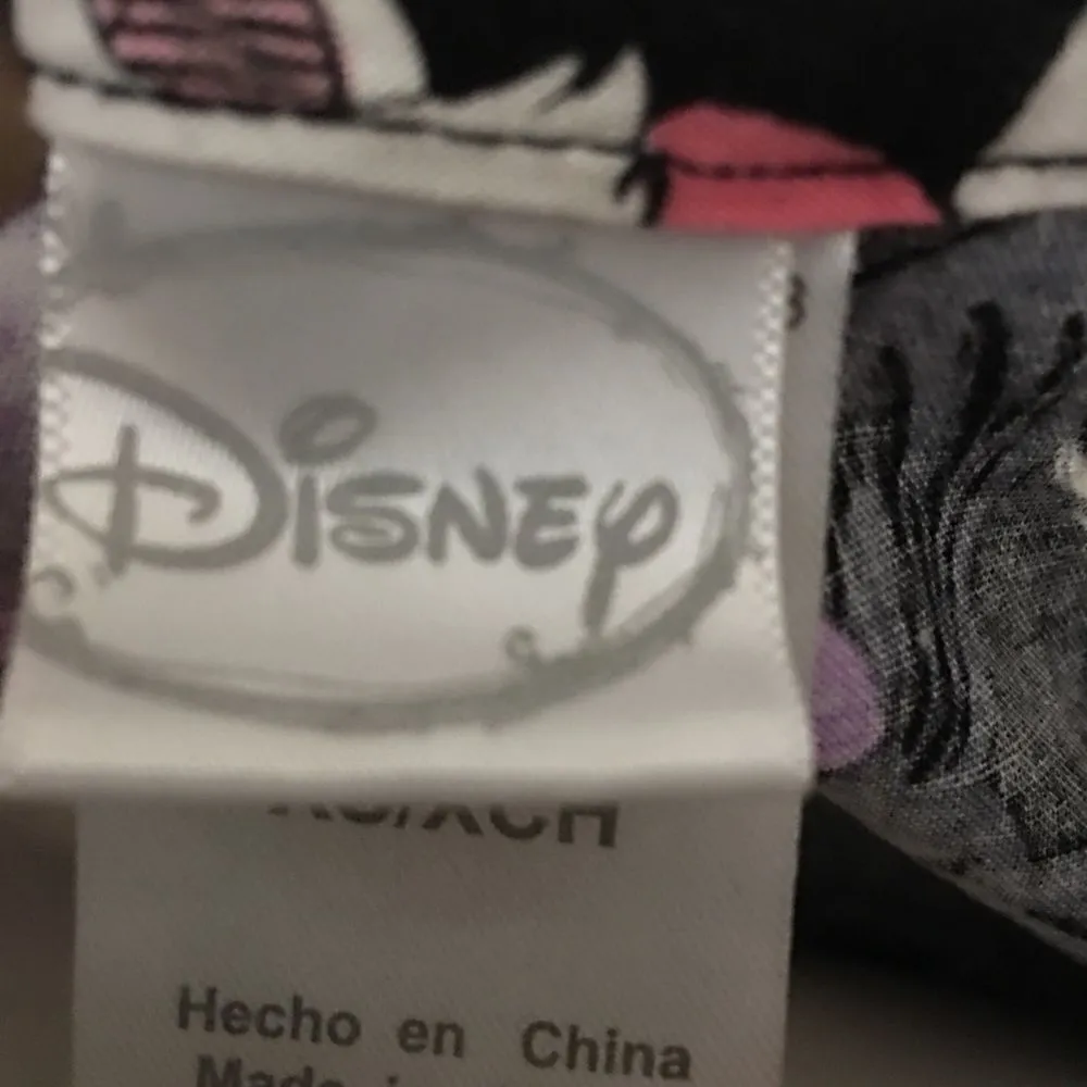 Disney Aristocats Scrub Top! 2 pocket - Image 6