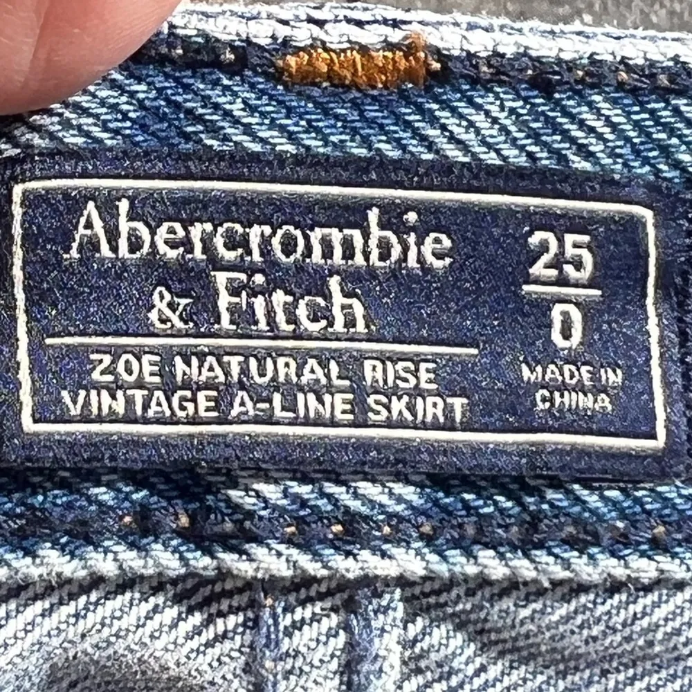 Abercrombie & Fitch Zoe Natural Rise  Vintage A-Line Denim Distressed Skirt - Image 6