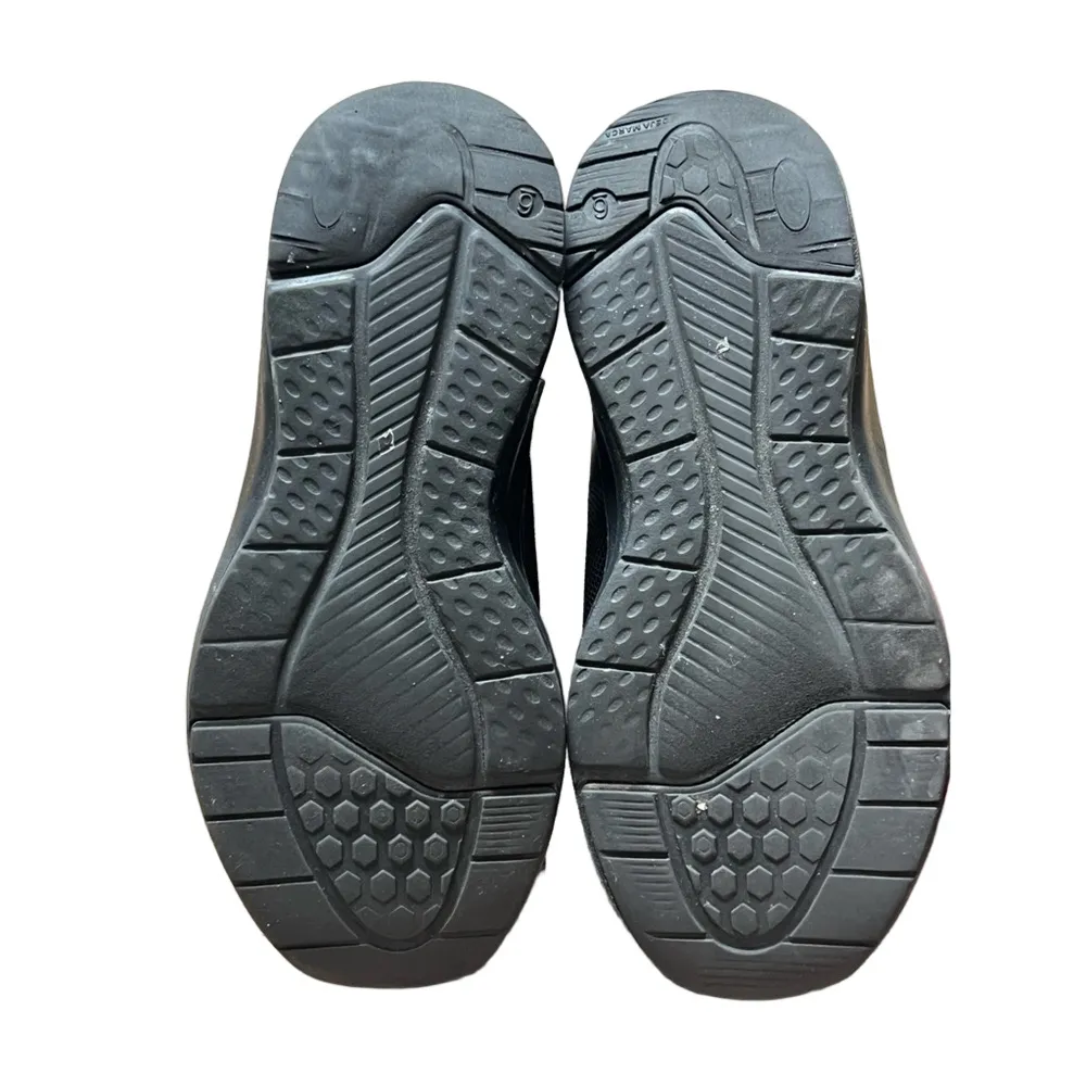 Athletic Works Women’s Black Sneakers - Image 7