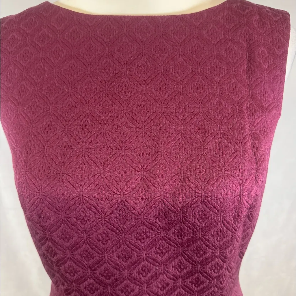 The Limited burgundy wine jacquard print cotton blend  sheath dress size 6 NWT - Image 2