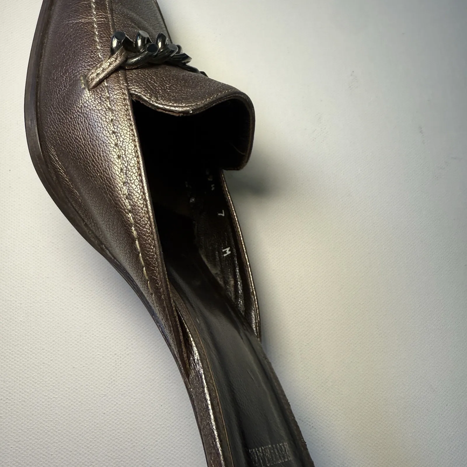 VTG Stuart Weitzman Y2K‎ Grey Leather Square Toe Mule Heels Chain Detail Sz 7 - Image 4