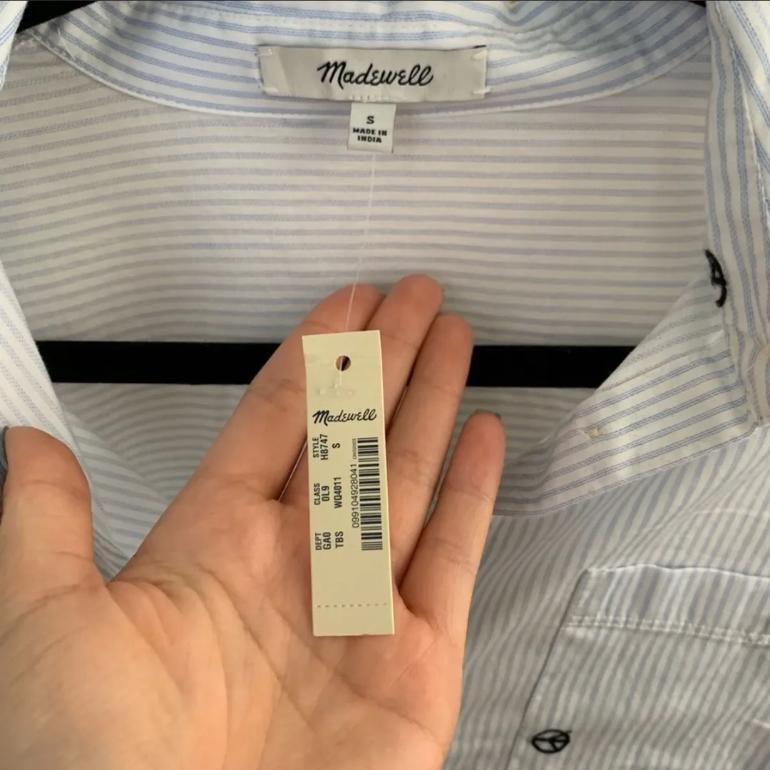 Made Well Peace Sign Shirt - Image 4