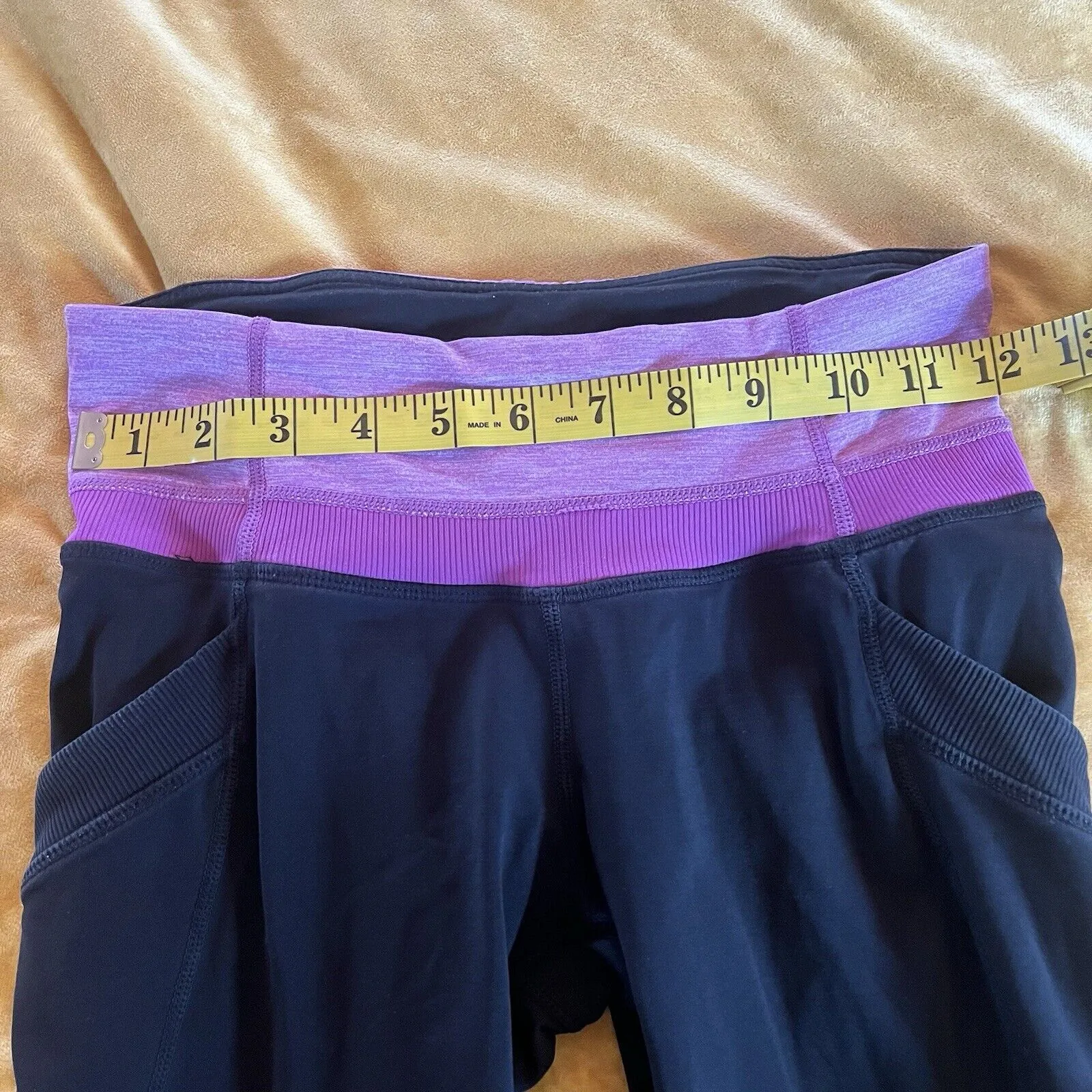Lululemon Pants Women 2 Pink Black Crop 19" Rear Zipper Pocket Run Pockets - Image 3