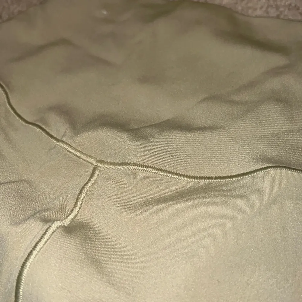 Aerie offline high waisted biker shorts - Image 3