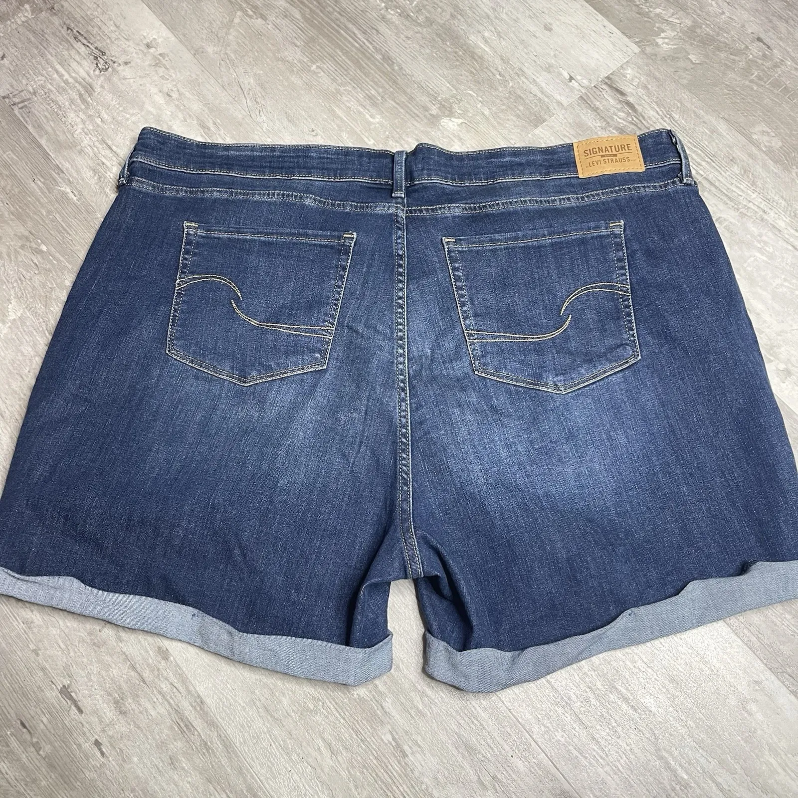 Signature  by Levi Strauss Mid-Rise Denim Shorts Women's 22 Blue Jean Z-255‎ - Image 9