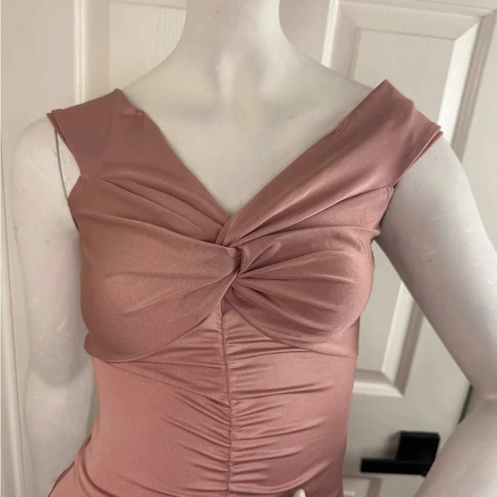 Blue. S Nude Pink Off Shoulder Ruched Jersey Slit Mermaid Dress Size M #136 Size M - Image 9