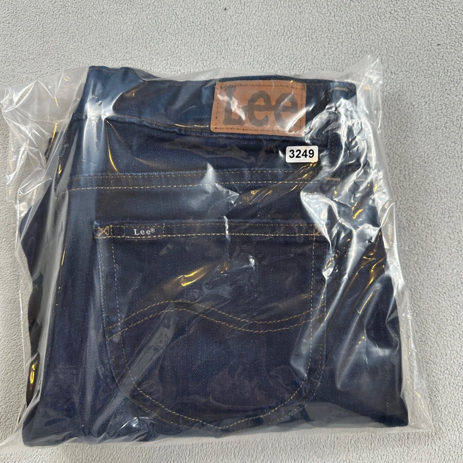 Lee Womens Jeans 10P Dark Wash Bootcut Stretch Petite Faded Mid Rise Denim NWOT - Image 8