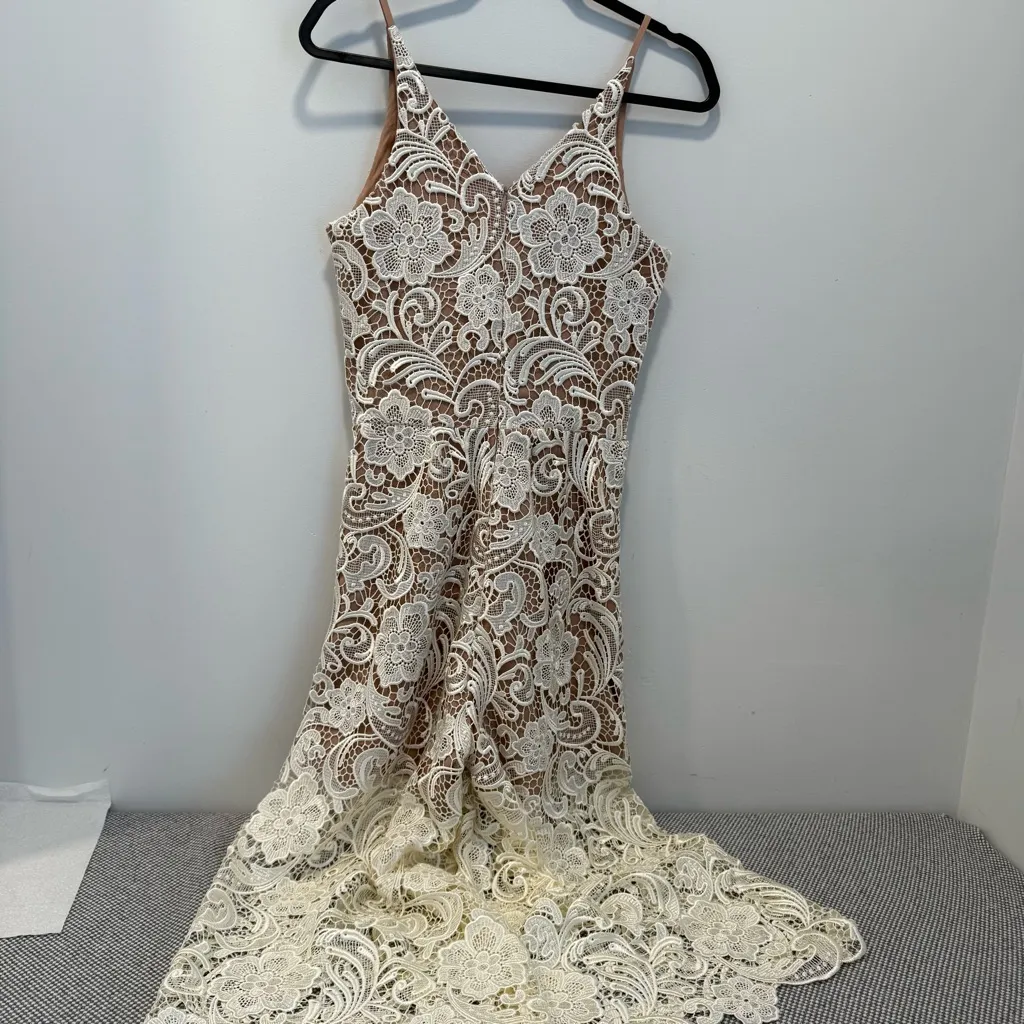 DRESS the POPULATION Ivory Sheer Crochet Lace Marion Crop Pant Jumpsuit M - Image 7