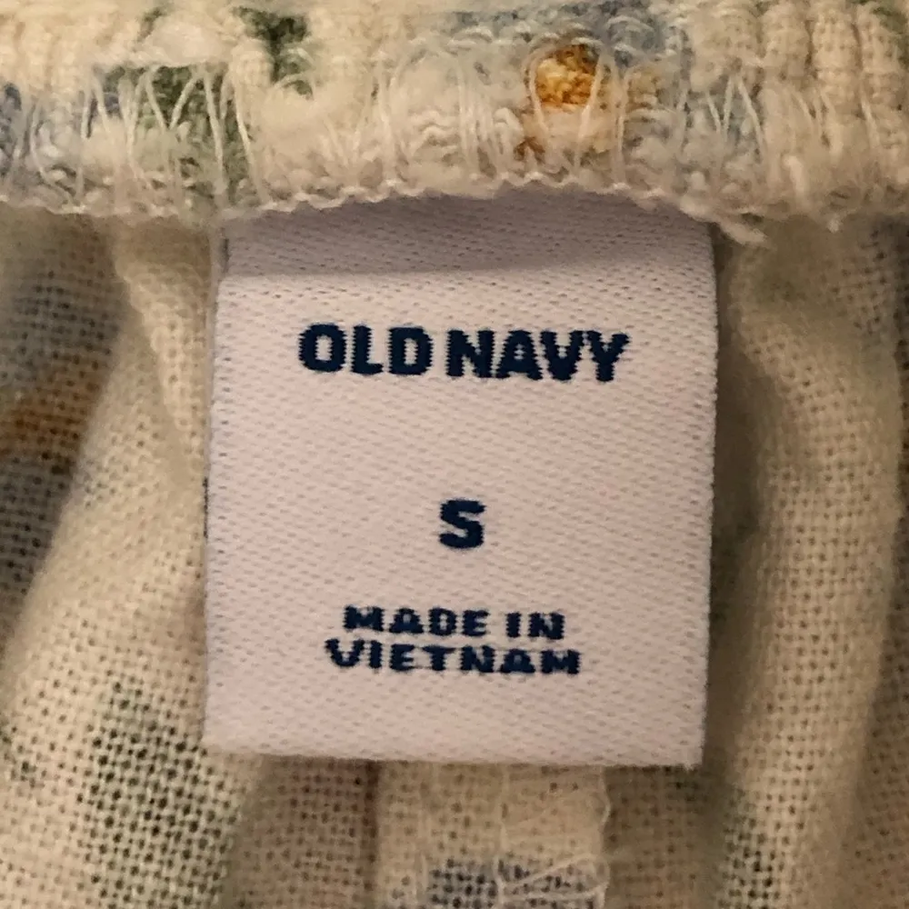 Old Navy Linen Blend Blue Flower Jumpsuit - Image 10