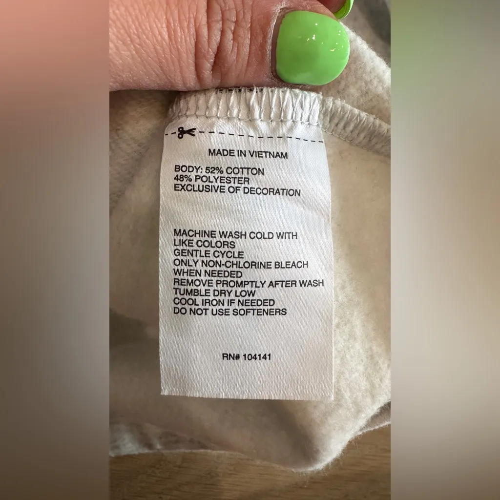 DSG Women's Light Heather Gray Favorite Fleece Meet & Greet sweatshirt size XS Silver - Image 3