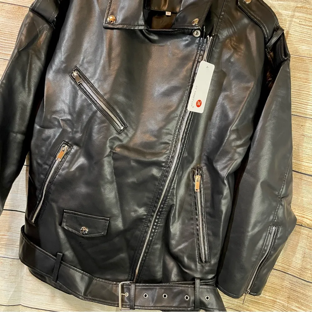 Faux leather moto biker black jacket womens Size Medium - Image 13