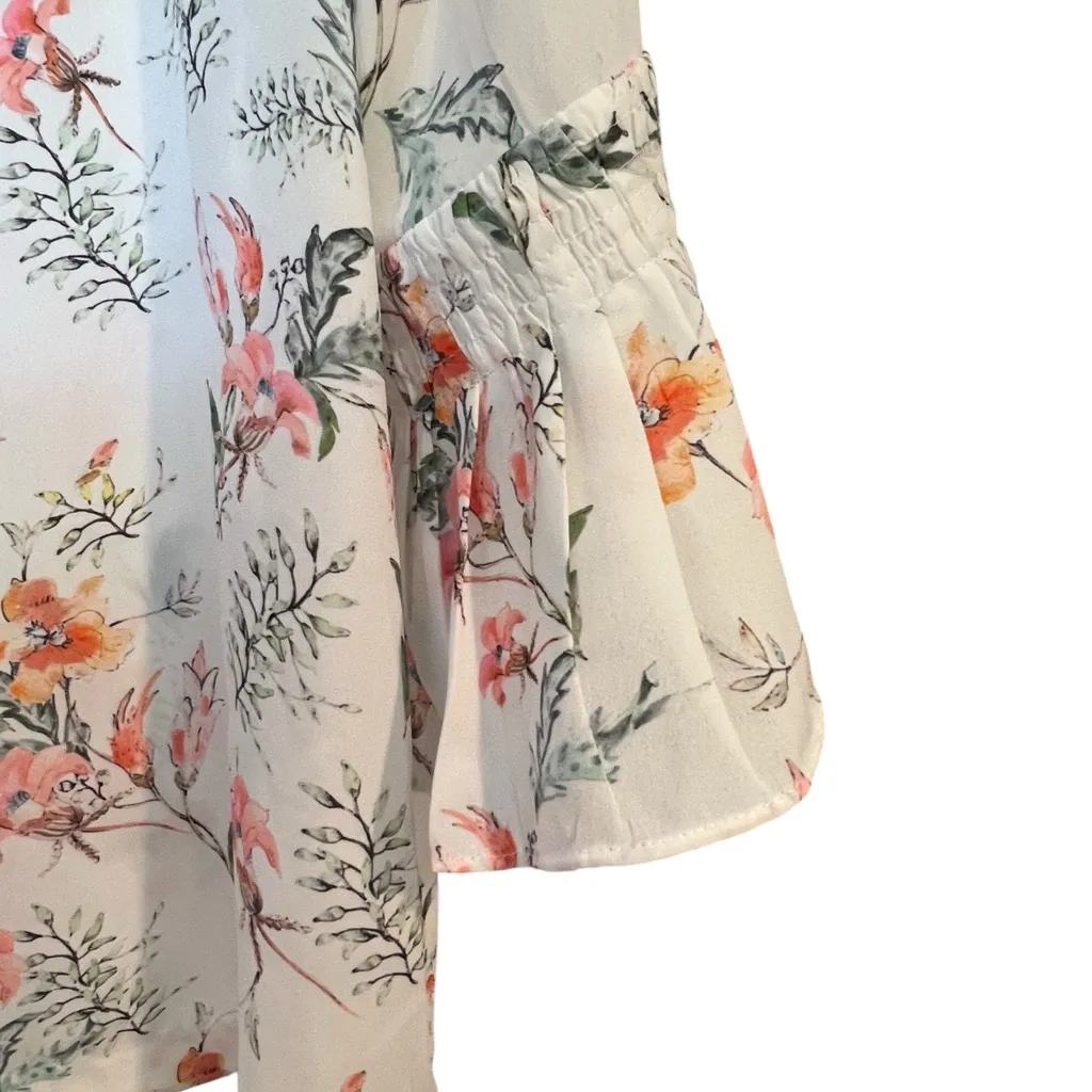 Tabitha Webb Floral Print Women's blouse size LARGE - Image 5