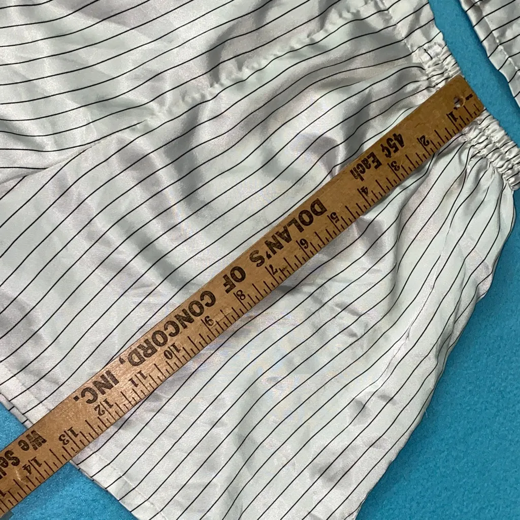 FANTASIES pajama set crop top with pull on shorts pinstripe vintage size S White - Image 9