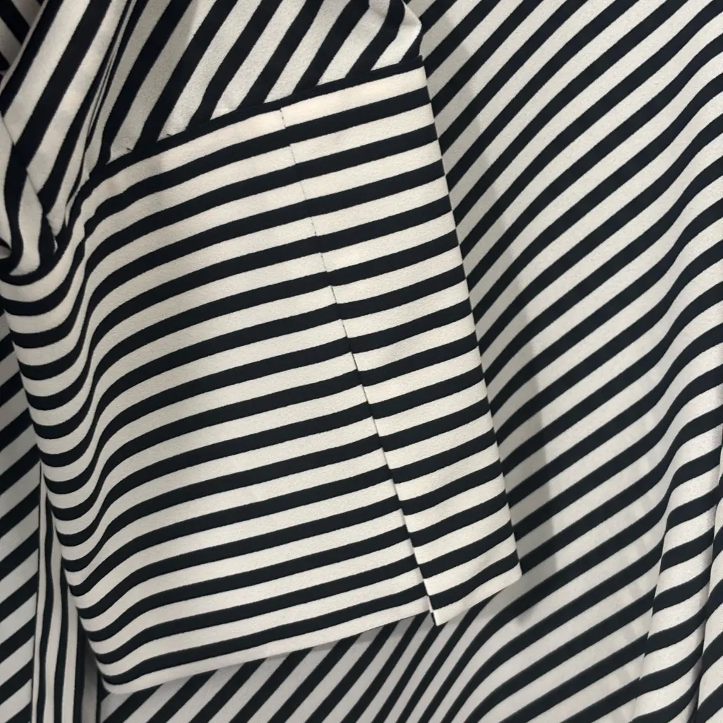 NWT Anne Klein Women's Black Striped Collared Button down Top Size L Career - Image 6