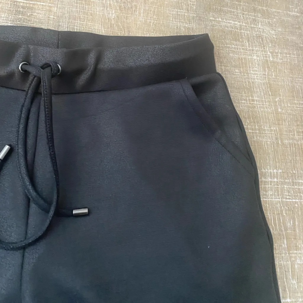 Rachel Zoe Black Jogger Pants Womens M Black Faux Leather Relaxed Fit Drawstring - Image 6