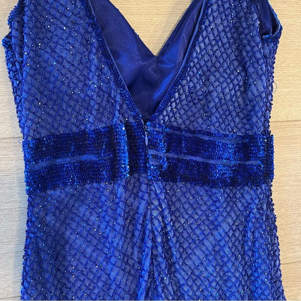 Mac Duggal Blue Sequin Beaded Sheath V-Neck Sleeveless Prom Formal Dress - Image 7