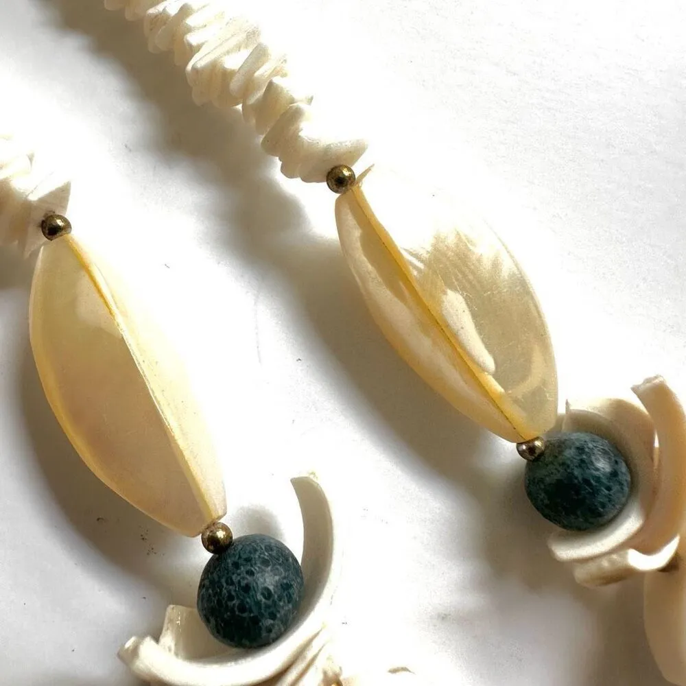 Seashell and blue beaded statement necklace - Image 10