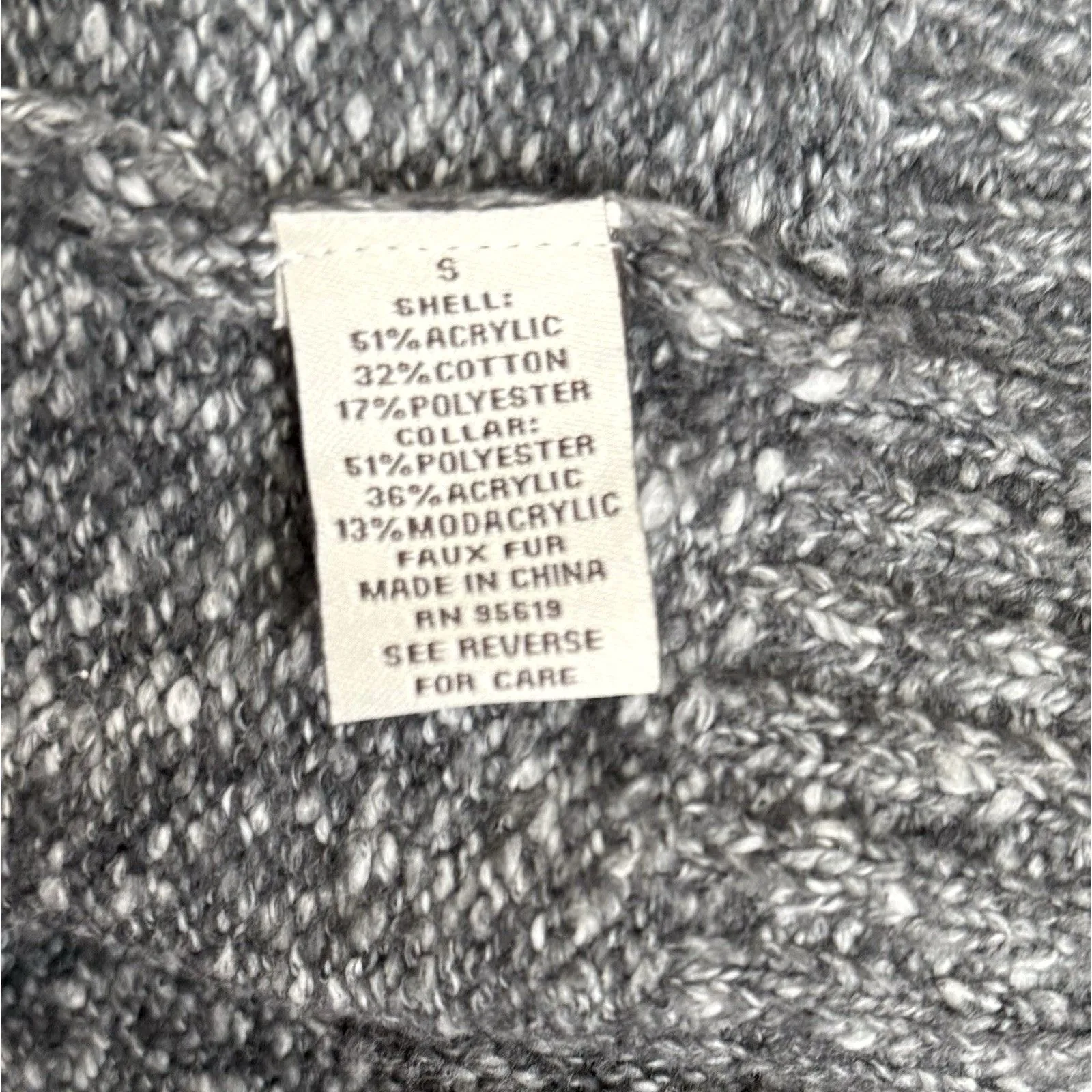 FEVER Detachable Faux Fur Collar Sweater Long Sleeve Gray ACRYLIC/COTTON NWT - Image 6