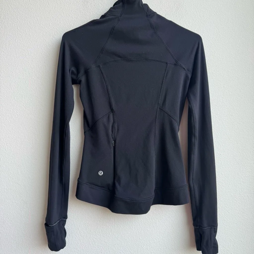 Lululemon Outrun the Elements 1/2 Zip Black Thumb holes Reflective Size 2 XS - Image 3