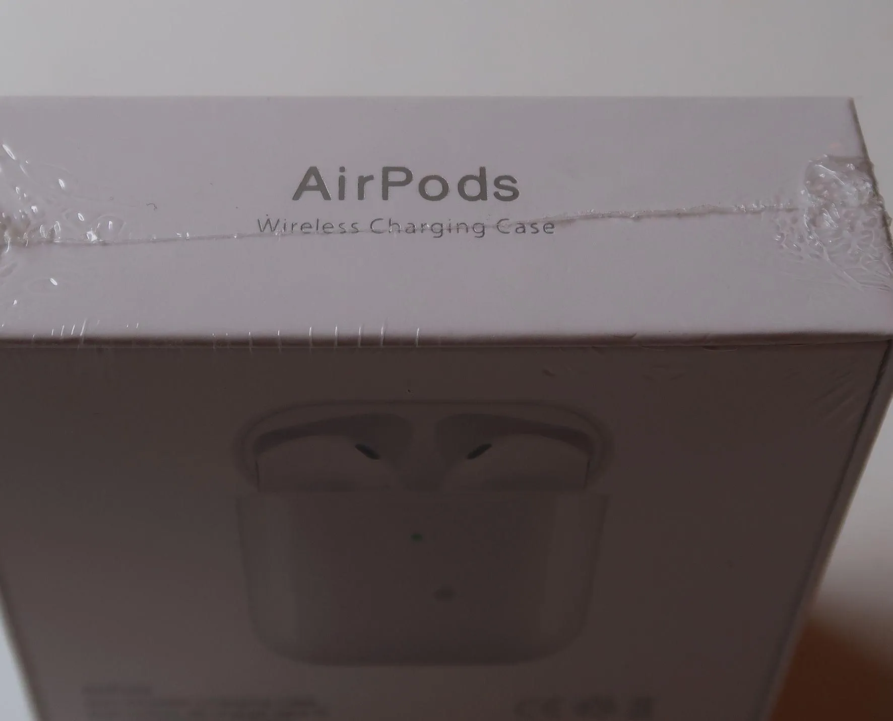 Apple AirPods - Image 5