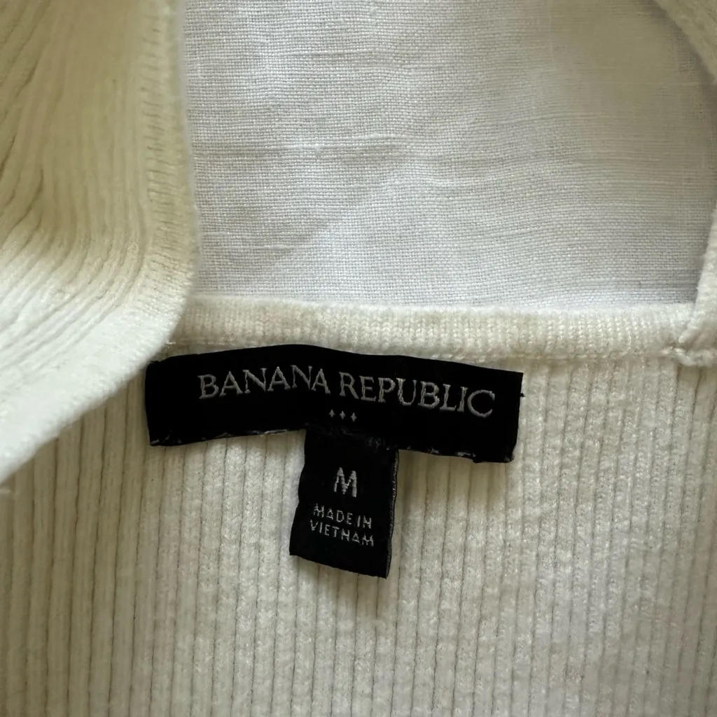 Banana Republic Sweater Cropped Tank - Image 6