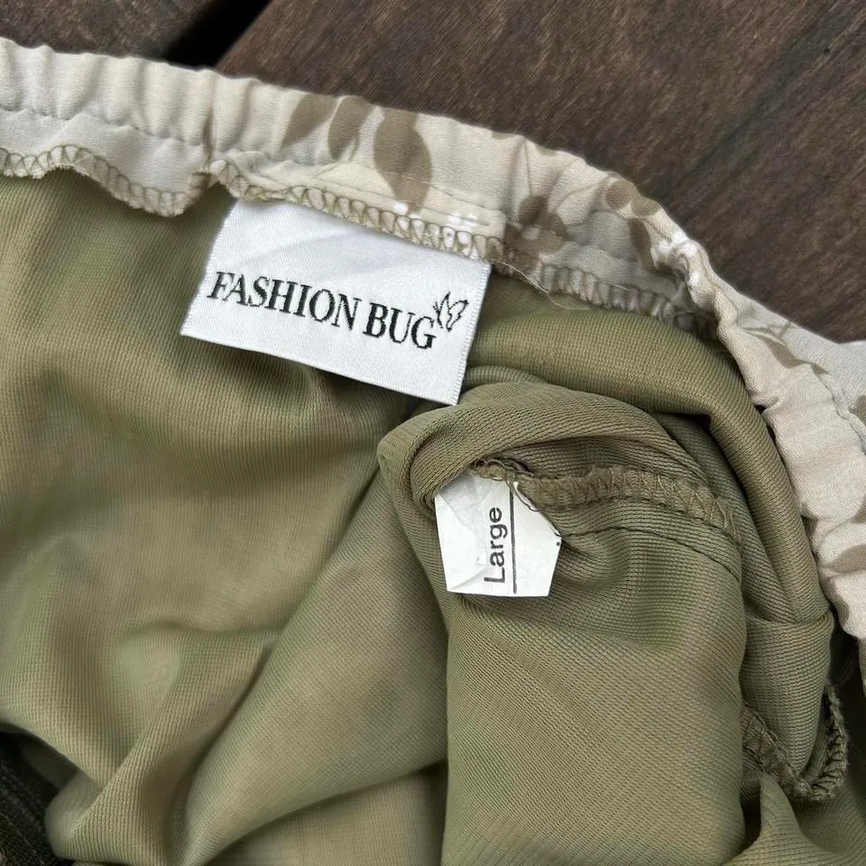 Vintage Pale Green Floral Fashion Bug Chiffon Midi Skirt - Image 3