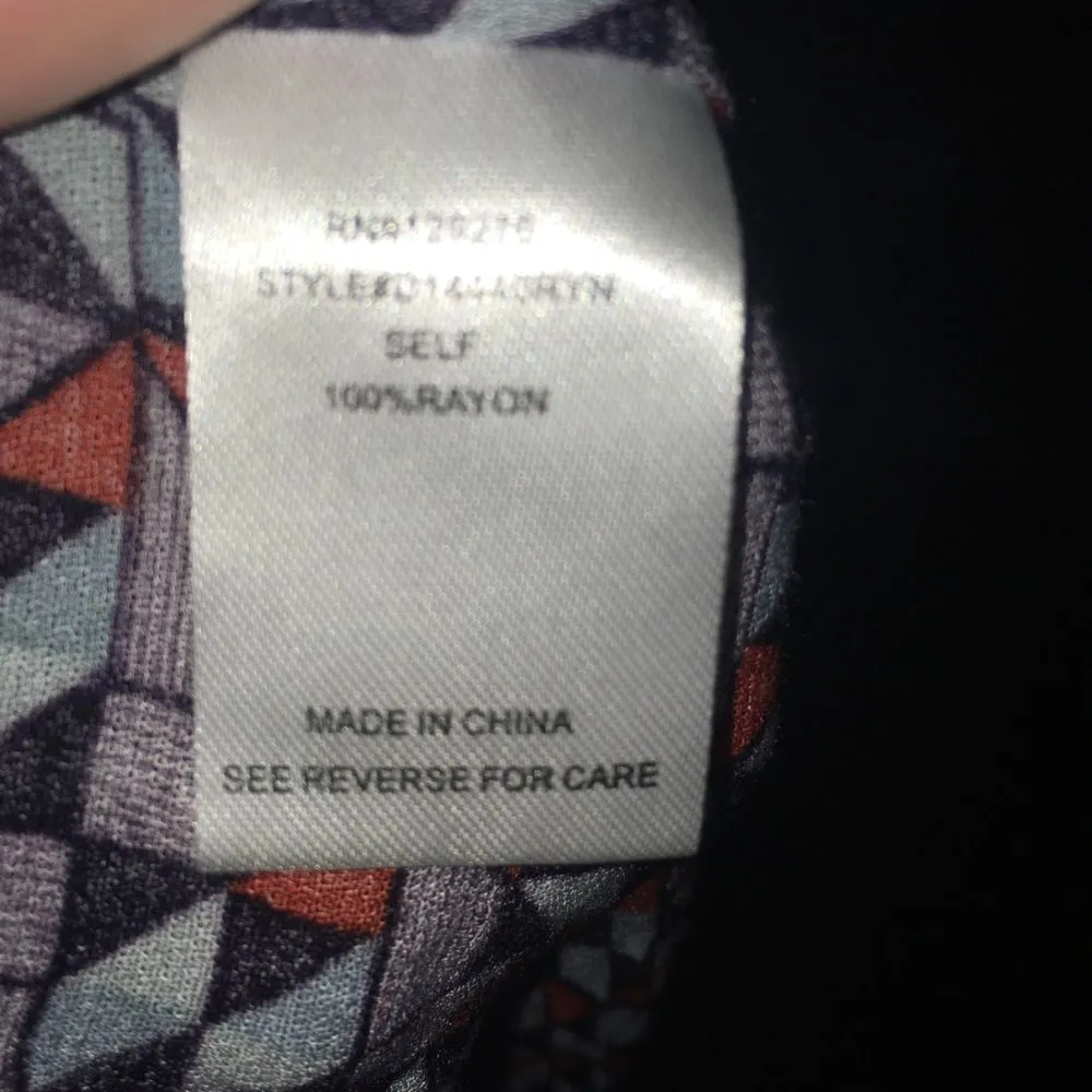 Daniel Rainn  abstract split neck boho blouse - Image 3