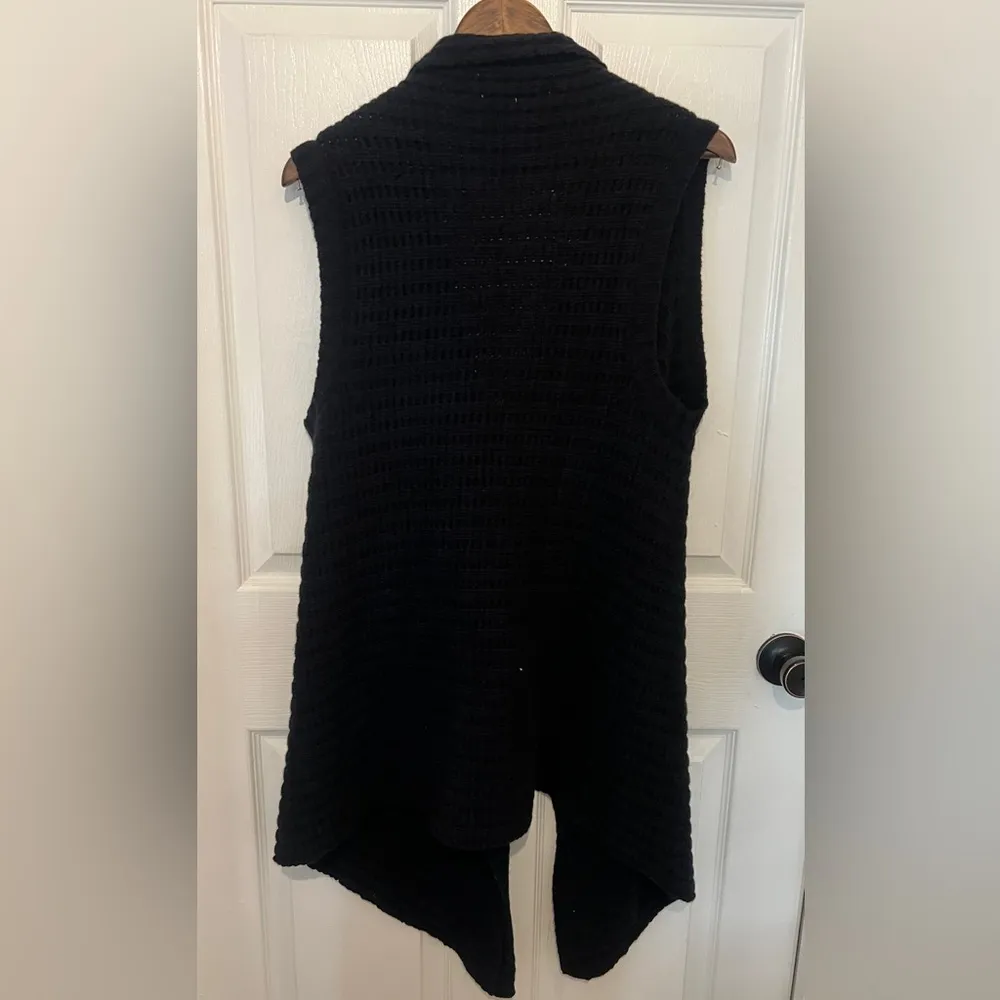 BROCHU WALKER Women's Black Cashmere Wool Blend Chunky Knit Sleeveless Cardigan - Image 2