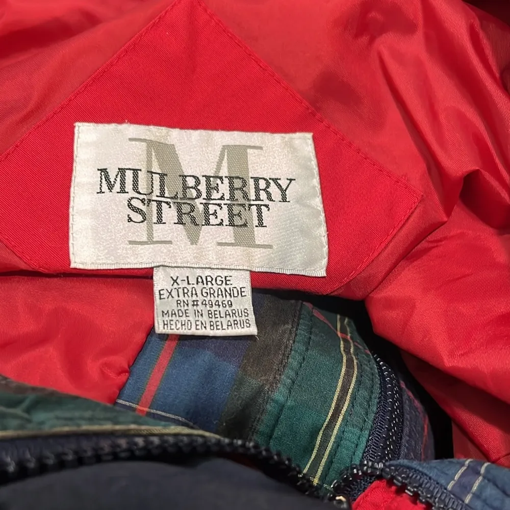 MULBERRY STREET Women's Vintage Windbreaker/Raincoat Red w Plaid Trim - Image 7