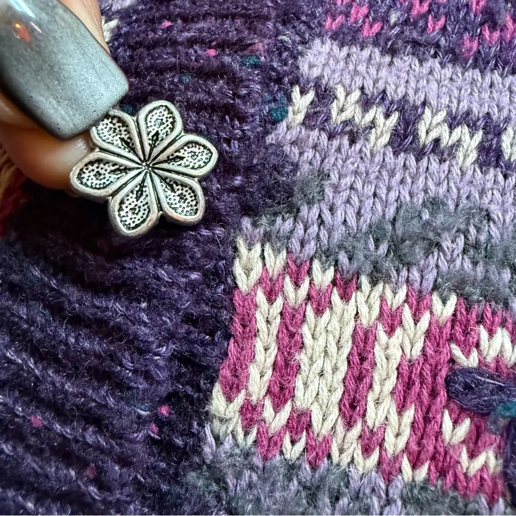 Vintage 90s Northern Reflections Floral Button - Image 3