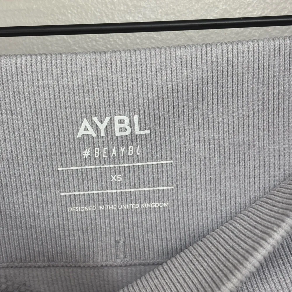 AYBL Empower Seamless Shorts in Light Gray 7” - Size XS - Image 3