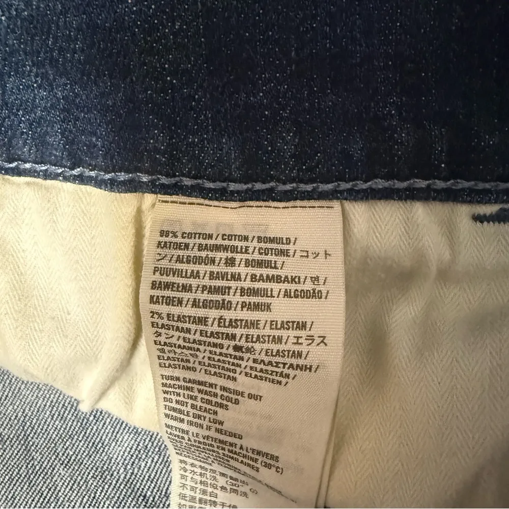 Hollister Vintage Classic Blue Roll Bottom Bermuda Jean Shorts - Image 6