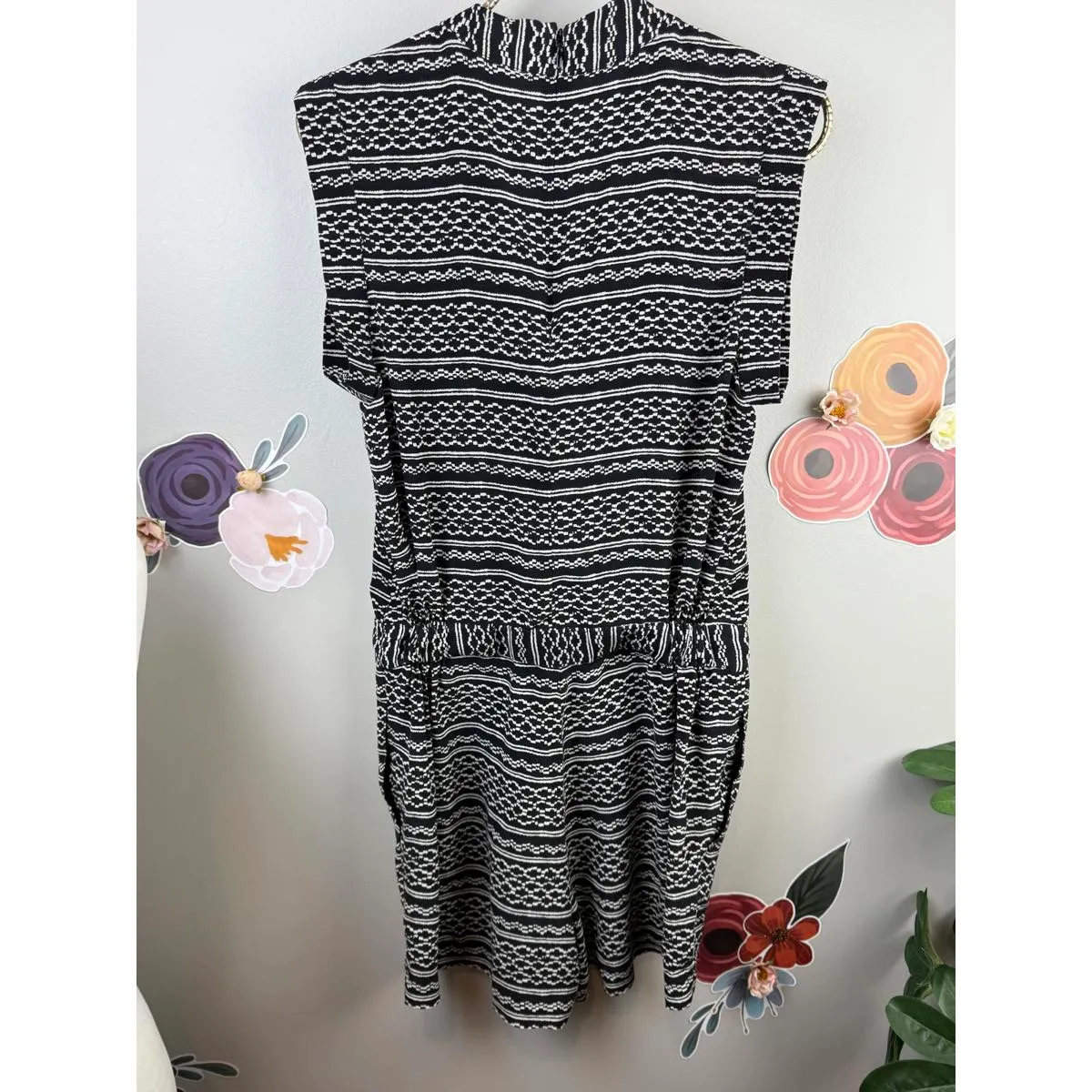 Madewell Black Printed Cap Sleeve V-Neck Romper - Size - Small - Image 4