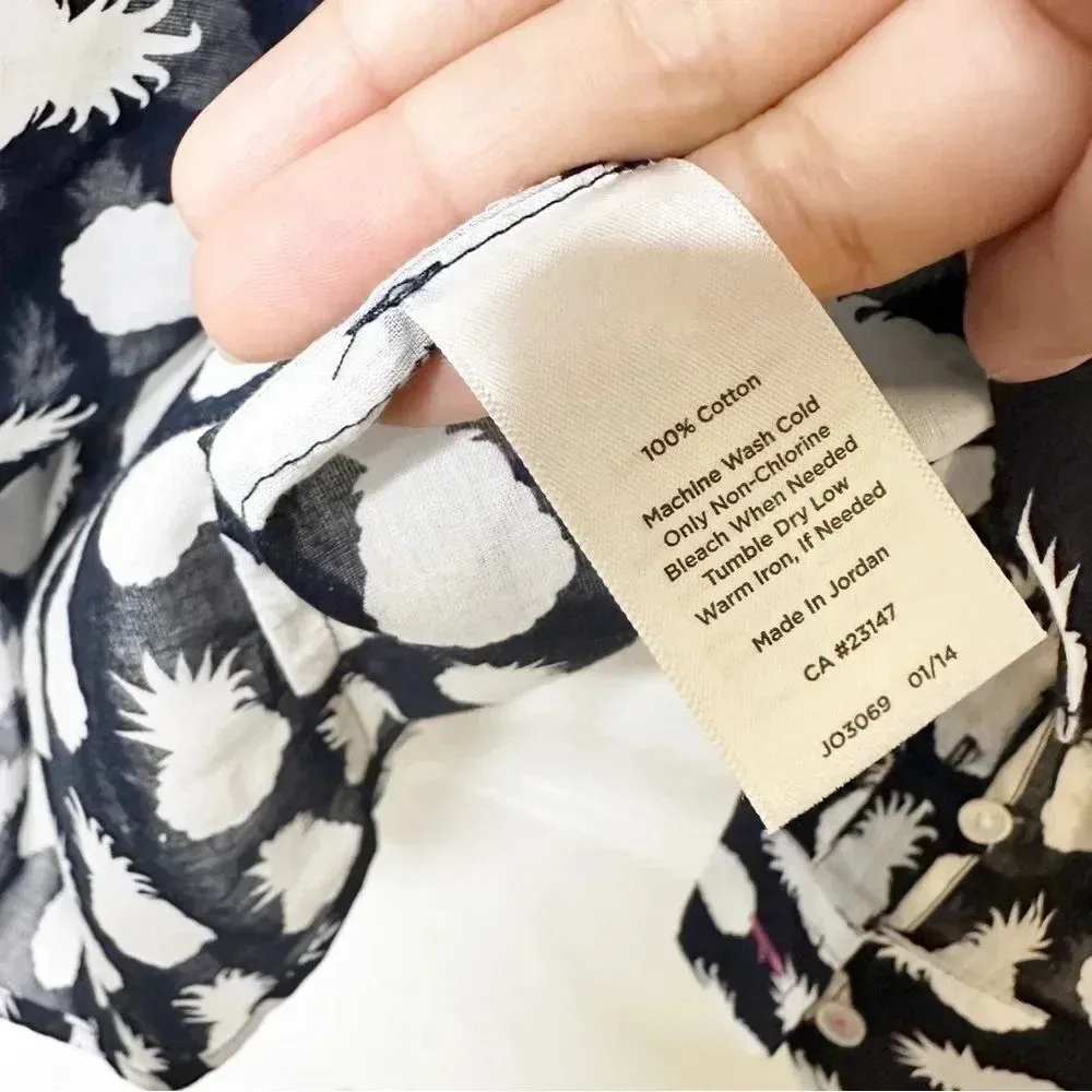 TALBOTS Cotton Pineapple Print Black‎ White Button Down Top Size Petite - Image 4