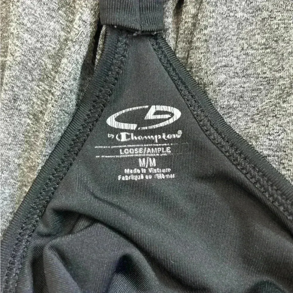 C9 by champion grey athletic workout top in size medium - Image 4