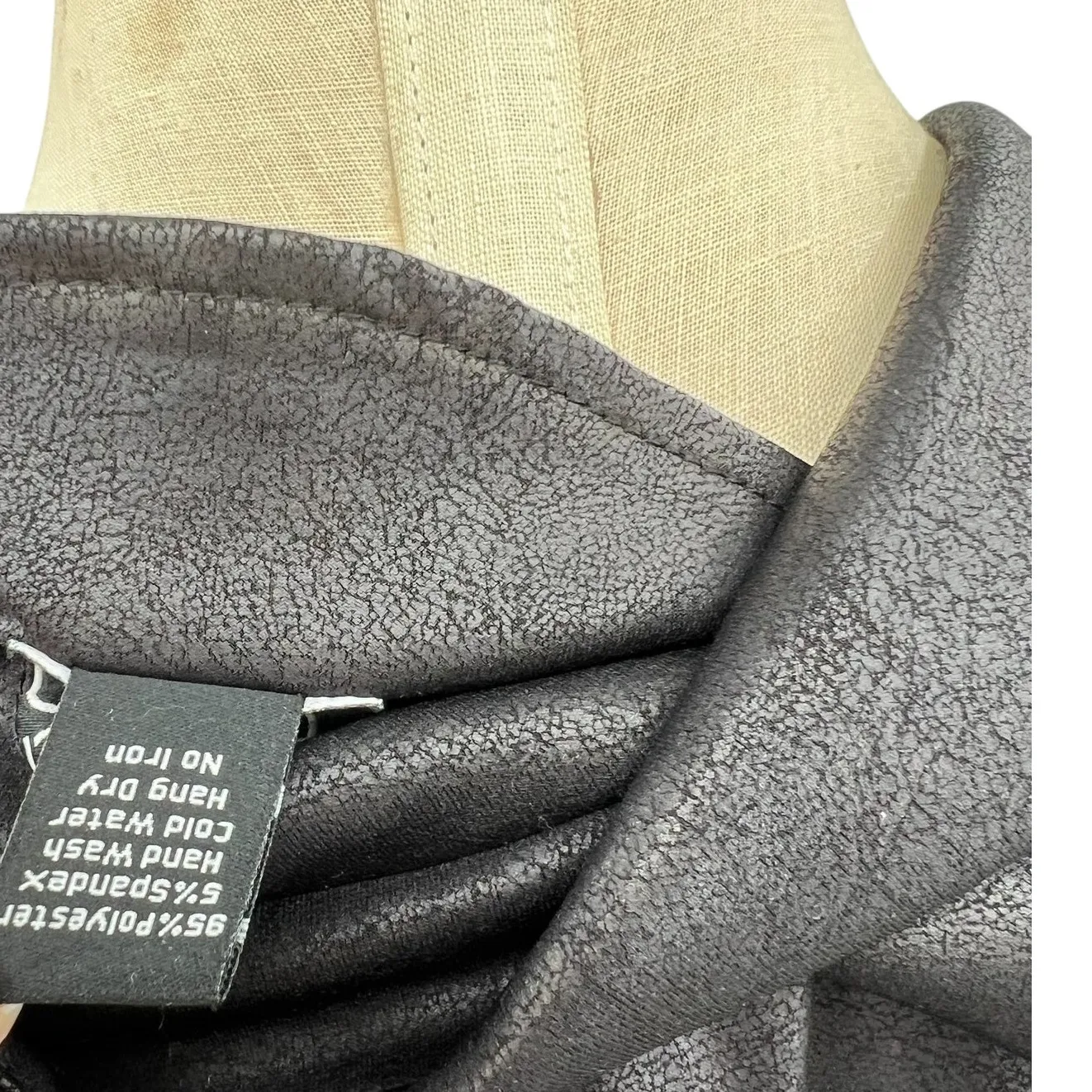 Clara Sun Woo Liquid Leather Cropped Tuxedo Blazer Jacket Black Size Medium - Image 13