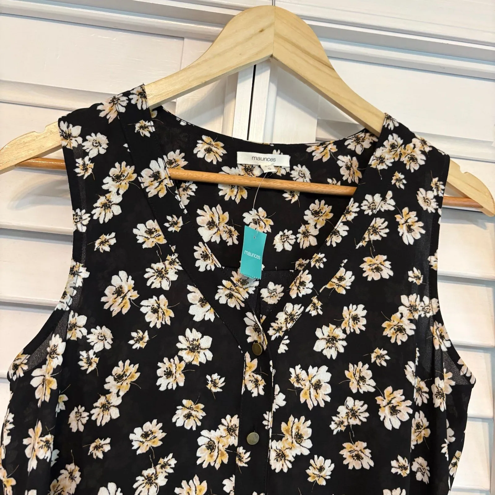 Maurices  Black And Yellow Floral Tank Top Size‎ Small - Image 3