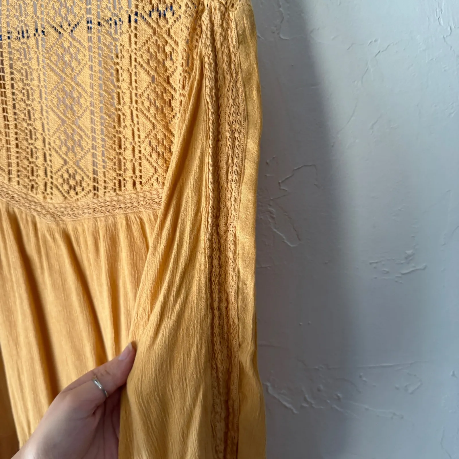 American Eagle Tunic Top M Crochet Long Sleeve Tie‎ Front Peasant Western Boho Yellow Size M - Image 6