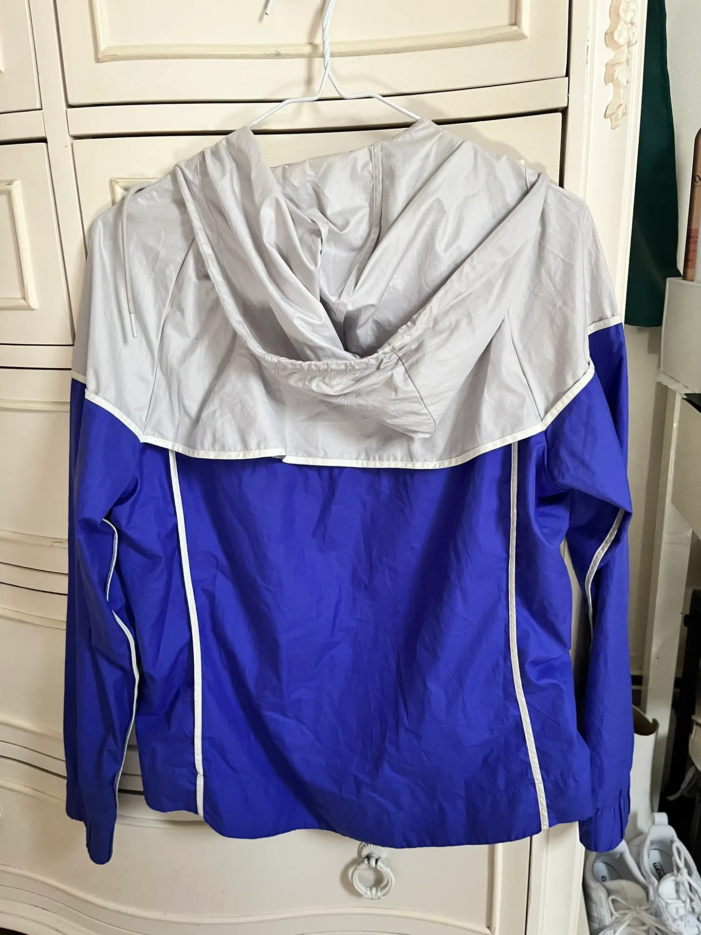 Nike Running Jacket - Image 2