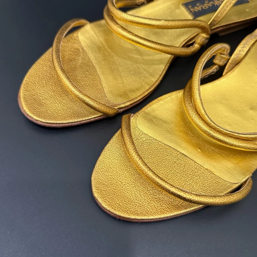 Vintage DKNY Donna Karan NY Black Label Metallic Gold Strappy Flat Sandals 8.5 - Image 2