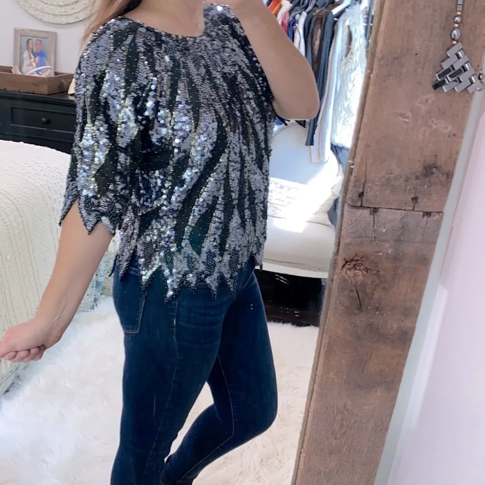 Vintage glam sequin cosplay costume top size medium - Image 3