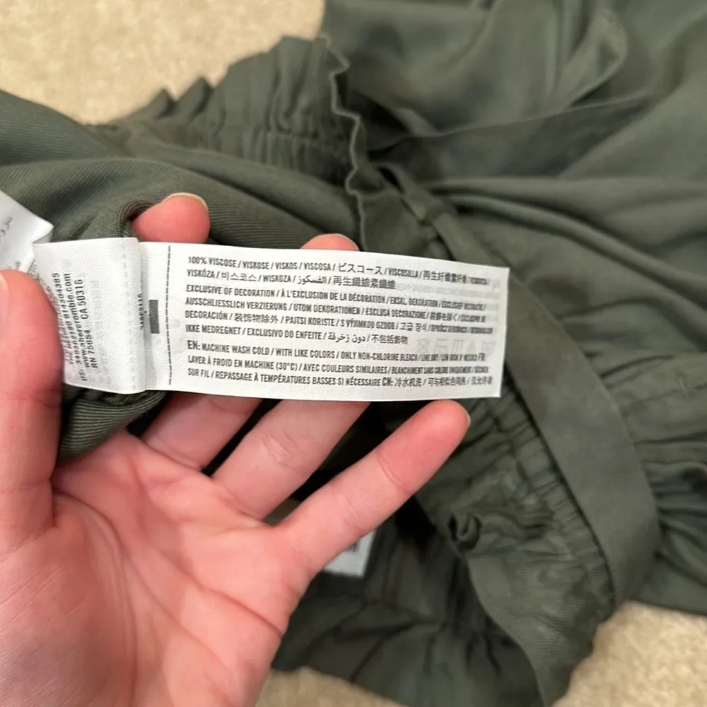 Hollister Ultra High Rise 100% Viscose Summer Green Shorts Tie Waist Women XS - Image 6