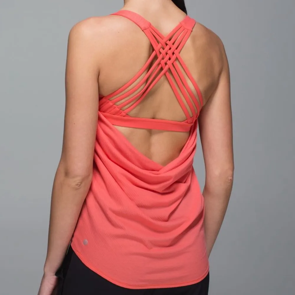 ၈ Lululemon Wild TankAtomic Red / Atomic Flower Parfait Pink Atomic Red - Image 3