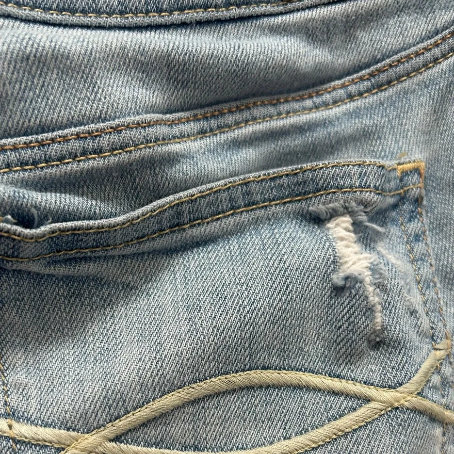 Abercrombie & Fitch Low Rise Jean Shorts size 28 (6) - Image 5