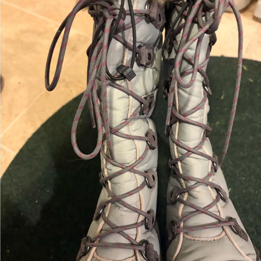 LL Bean Women's Winter Boots Gray Size 6.5 - Image 5