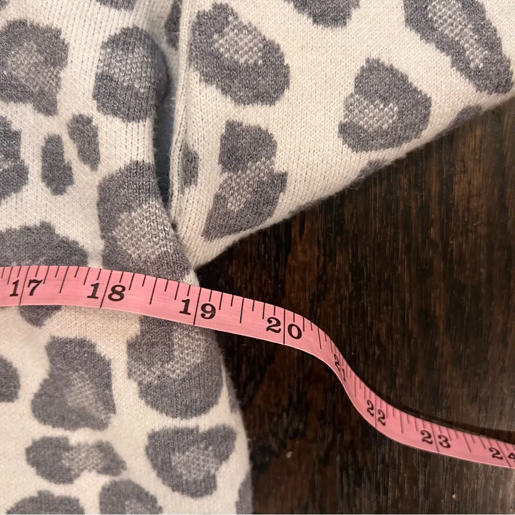 Tahari Snow Leopard High Neck Sweater - Image 9
