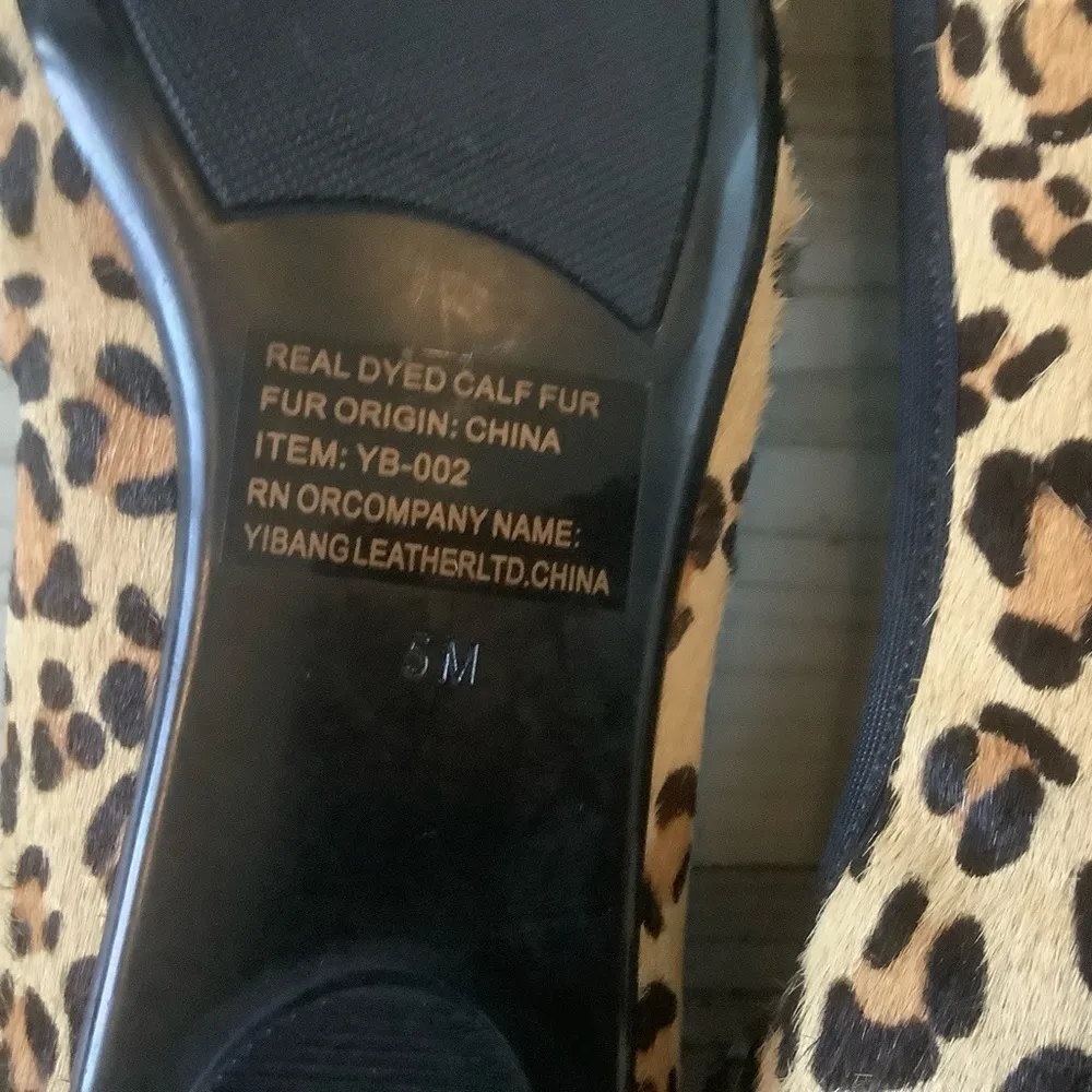 Vaneli women’s calf hair fur leopard ballet flats slip on flats shoes size 5 Brown - Image 6