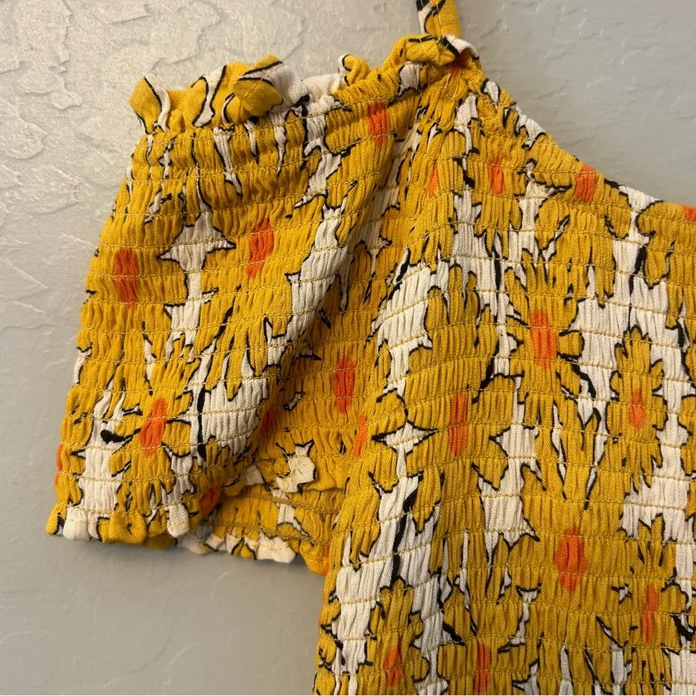 Angie white yellow floral cold shoulder smocked tiered dress size small NEW - Image 7