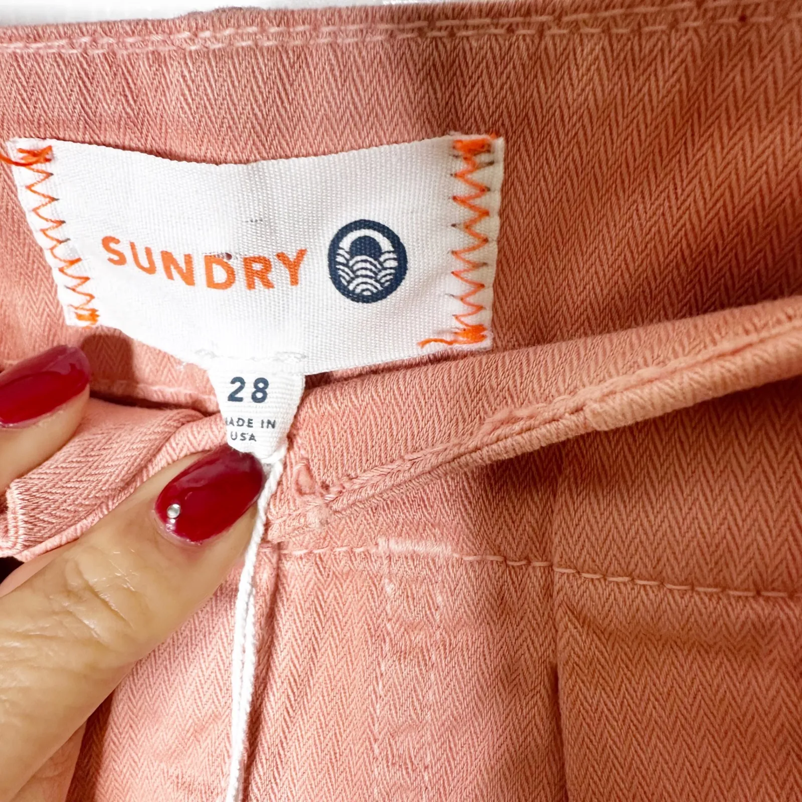 SUNDRY Croft Cotton Coral Pleated Ankle Cargo Pants Buttonfly Womens Size 28 NWT - Image 3